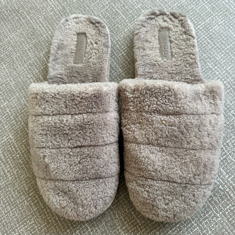Vince Loni Closed Toe Slide Slipper in Marble Taupe sz 9.5 indoor outdoor cozy